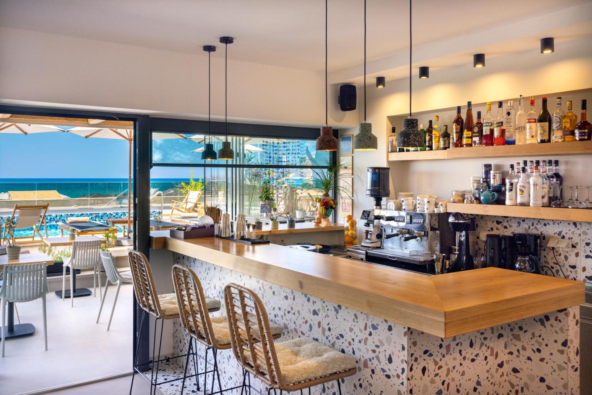 Calla Luxury Seafront Suites Rethymno  Luaran gambar