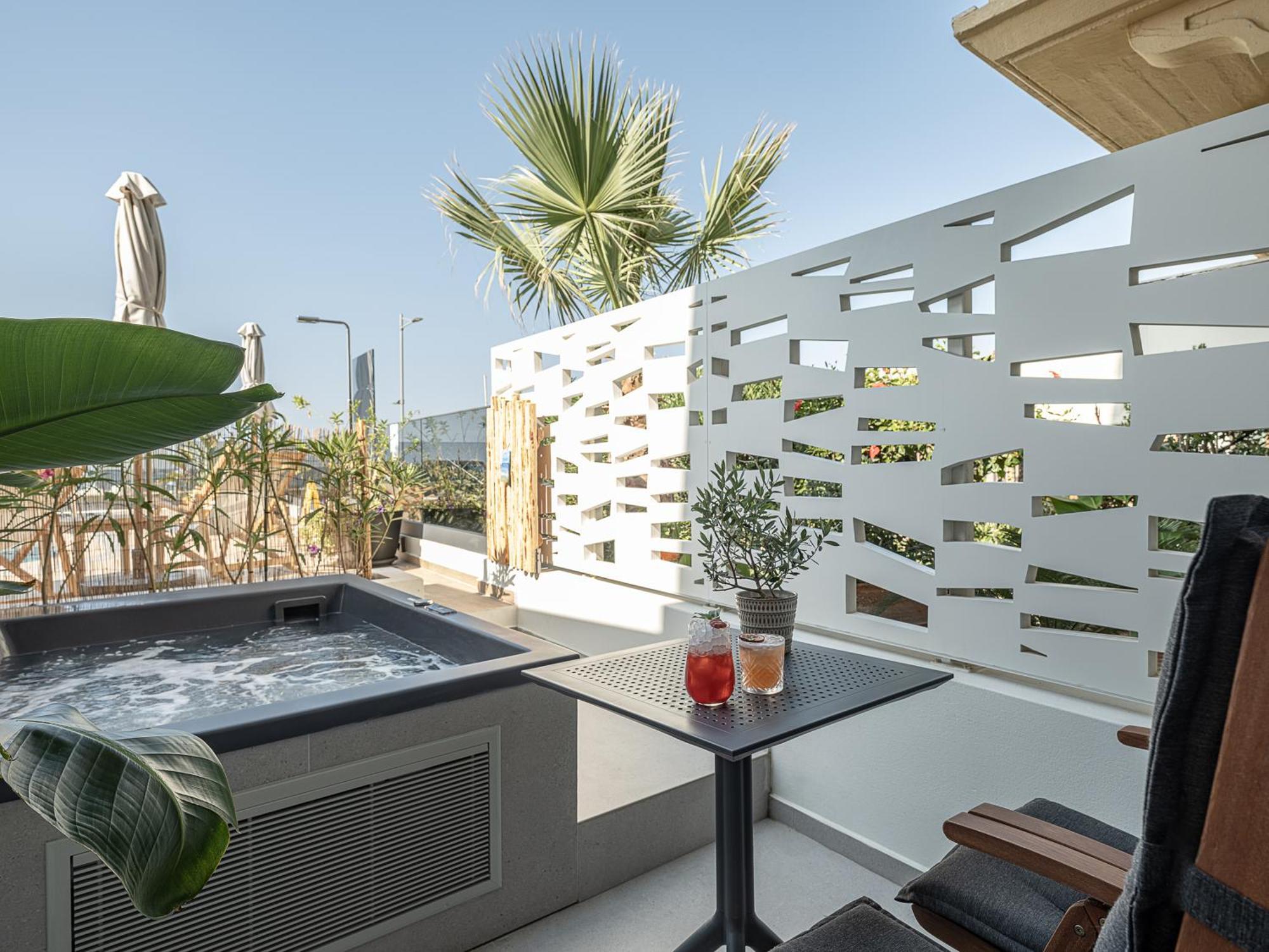 Calla Luxury Seafront Suites Rethymno  Luaran gambar